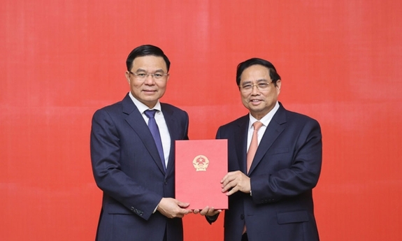 Ông Lê Mạnh Hùng giữ chức Quyền Bộ trưởng Bộ Công Thương